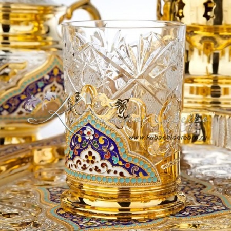 Сервиз чайный с позолотой и горячей эмалью 