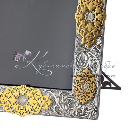 Рамка для фотографий с позолотой 