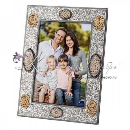 Рамка для фотографий с позолотой 