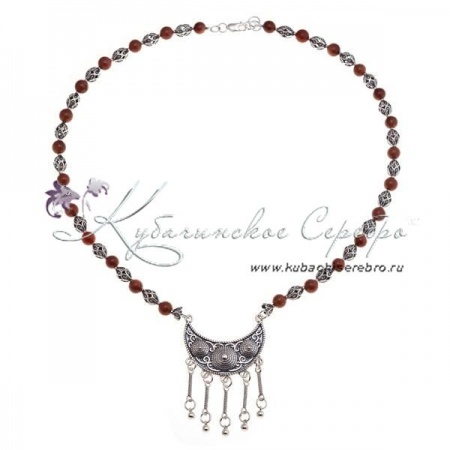 Колье серебряное, камень золотой песок