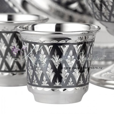 Сервиз на троих Чешуя