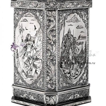 Бутылка для виски Викинг на 770 мл, авторская работа! 