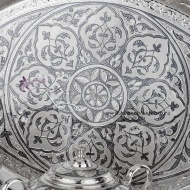 Чайный сервиз в исполнении
