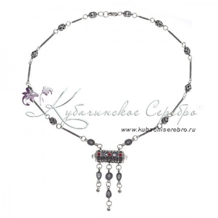 Серебряное колье с кораллом