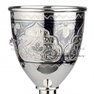 Набор рюмок для вина в исполнении