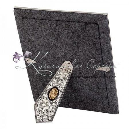 Большая рамка с позолоченными выпиленными вставками , арт №6931   Большая рамка с позолоченными выпиленными вставками