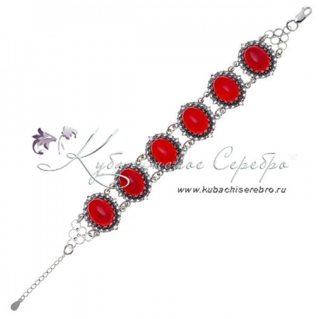 Серебряный браслет с кораллом