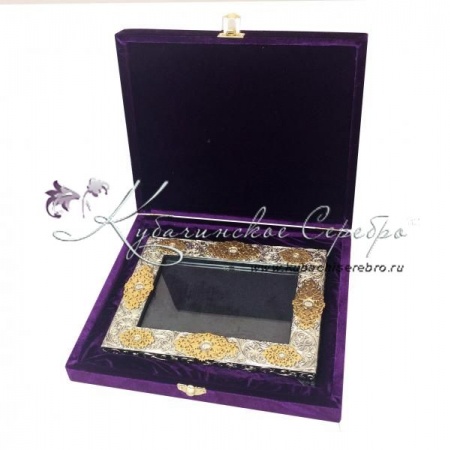 Рамка для фотографий с позолотой 