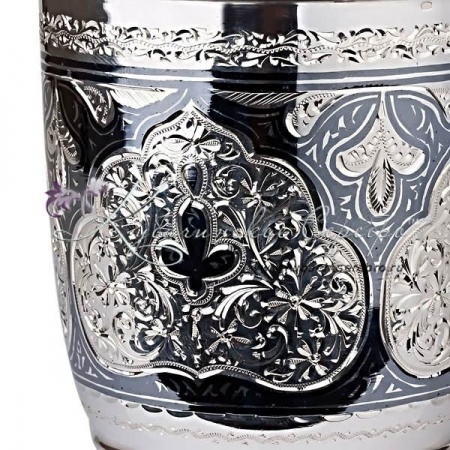 Стакан серебряный  Стакан серебряный Лепестки на 200 мл