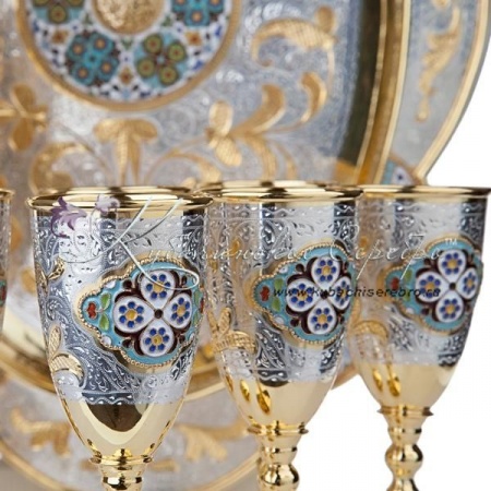 Сервиз винный с позолотой и эмалью!