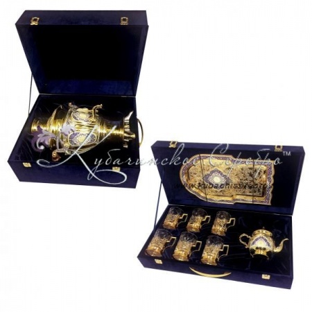 Сервиз чайный с позолотой и горячей эмалью 