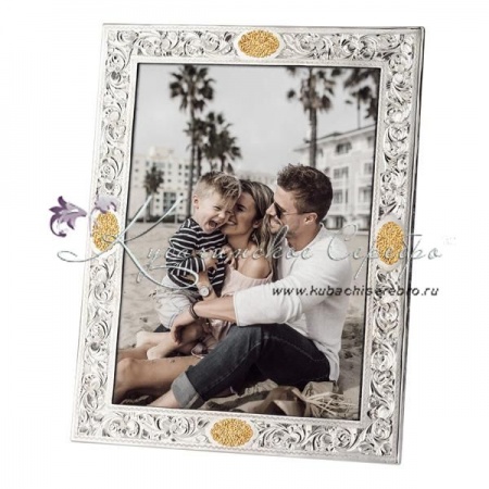 Большая рамка с позолоченными выпиленными вставками , арт №6931   Большая рамка с позолоченными выпиленными вставками