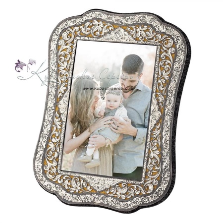 Рамка для фотографий с выпиленными узорами! 