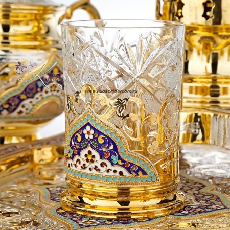 Сервиз чайный с позолотой и горячей эмалью 