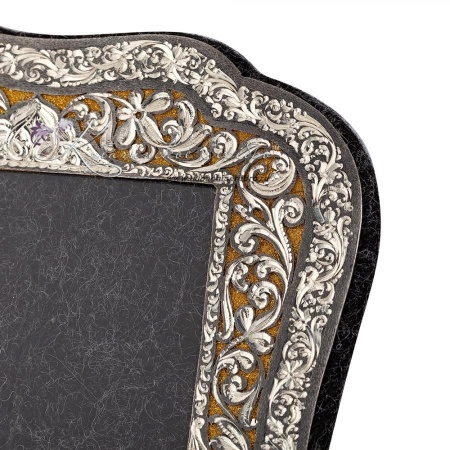 Рамка для фотографий с выпиленными узорами! 