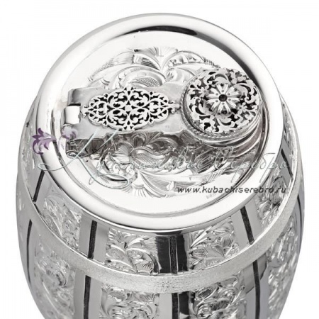 Бочонок в авторском исполнении на 730 мл 