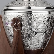 Графин без черни с деревянной подставкой 925 пробы на 890 мл , арт №6613