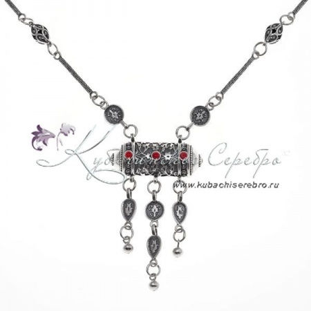 Серебряное колье с кораллом